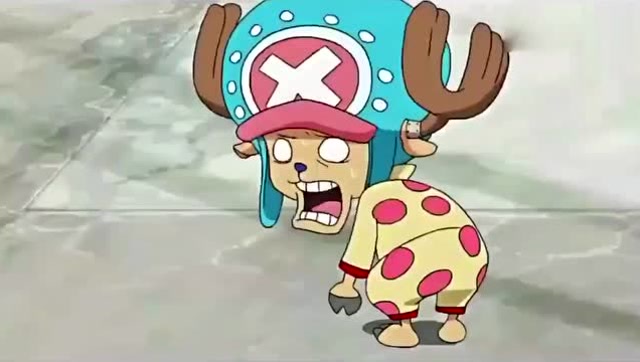 海贼王:修行两年后强的连自己人都打,罗宾这一脚差点踩死乔巴!