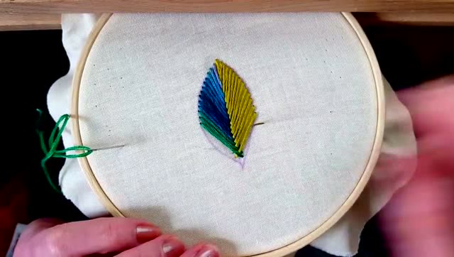 多色的鱼骨绣-教程