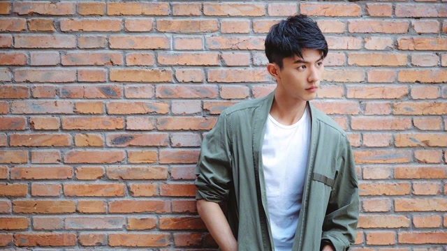 男神早就已经成家,有才华有颜值的美人,好一对才子佳人!