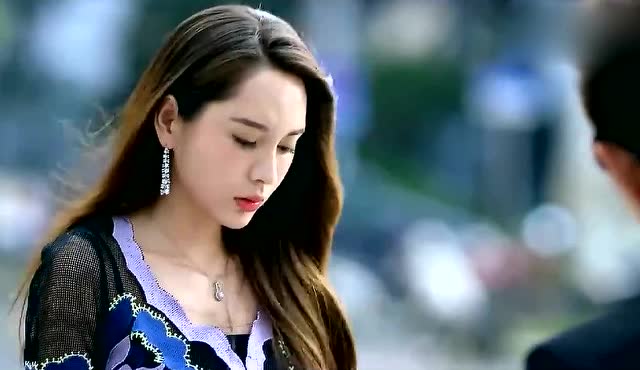 霸道总裁无情打脸南宫琉璃 这动作太霸气!