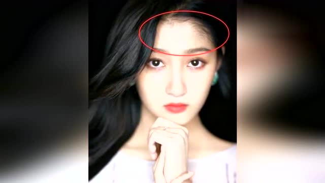 关晓彤晒照被丑流泪,脸上"杂毛"是忘记p了?原来是晒给鹿晗看的