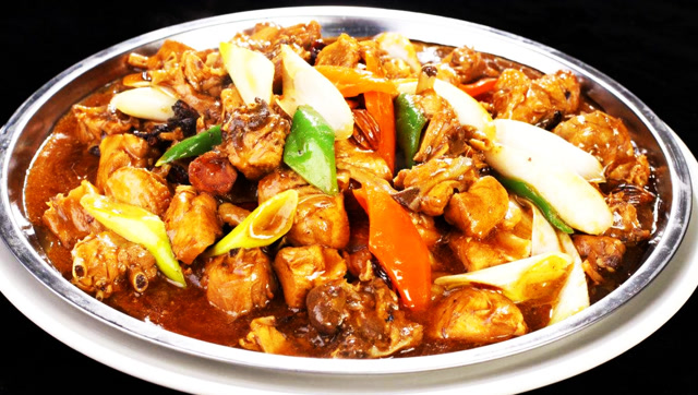 顶级厨师长教你河南老菜:老虎杠子鸡,关键在于最后一步!