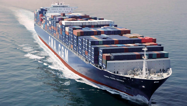 千钧一发!中国货轮呼救,一声令下,一架战鹰火速起飞