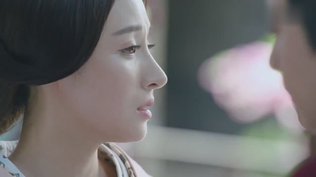 屏里狐:元桃抓住雪景威胁余琰,她却还在嘚瑟挑衅元桃,勇气可嘉