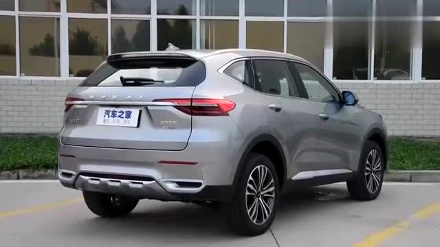 18款哈弗f7,不仅外观霸气漂亮,内饰很具有科技感