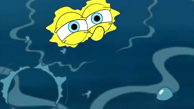 海绵宝宝在海里游泳,露出两个眼珠子的样子好可爱