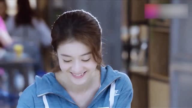 泡沫之夏:珍恩怕胖不敢吃,询问减肥秘诀备受打击