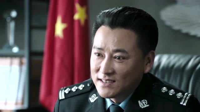 《猎毒人》神秘人在关键时刻给蝎子报信?警队内部出叛徒?