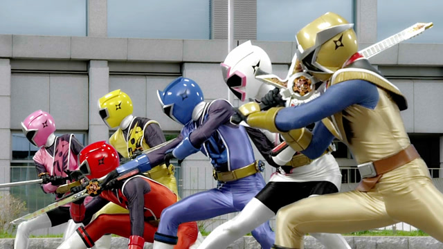 超能忍者战队紧急变身,对阵大怪兽,新的佐德实力太强悍