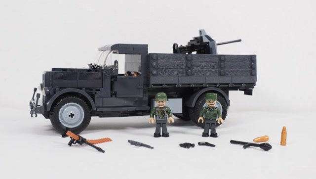 积木搭建:cobi积木德国欧宝闪电车型卡车评测