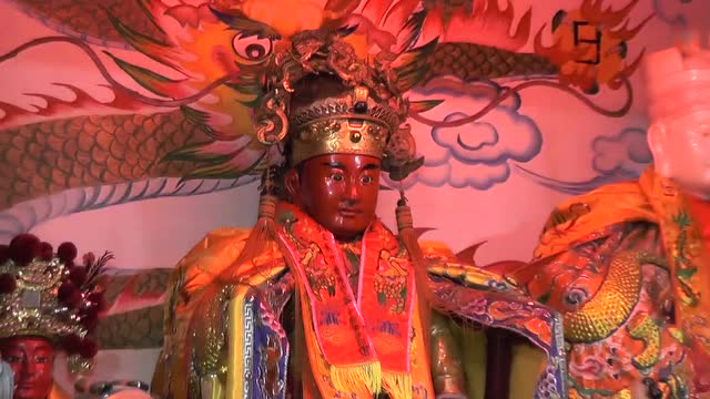 新加坡王府宫广泽尊王第六次驾临安溪威镇庙谒祖叩答天恩