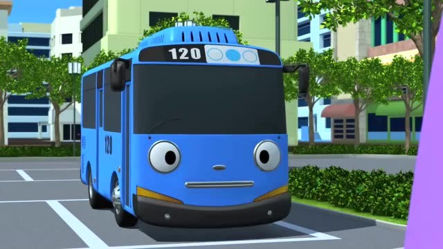 小公交车太友:太友很热情的和米儿打招呼,询问工作是否顺利