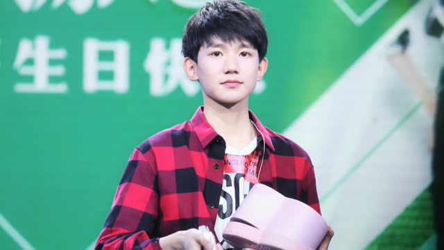 林俊杰,王源同台,合唱《长大以后的世界》