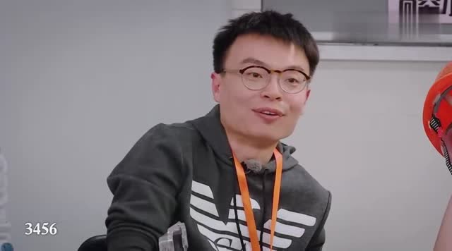 吐槽大会:博洋还没有做主持之前,从事的职业实在太接地气