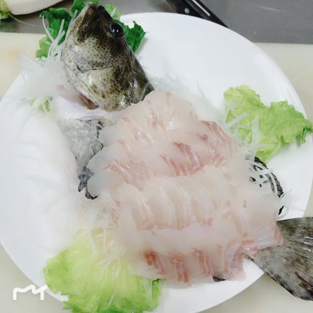 石斑鱼刺身完成