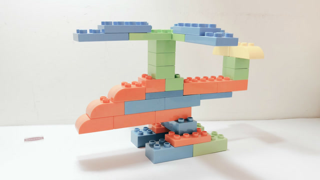 25陪娃在家用乐高积木手工拼搭一架直升飞机 视频教程