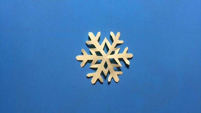 简单的小雪花折纸图片