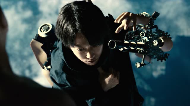 犬舍.真人版:男子险些被杀,居然是水破坏了身体里的电路!