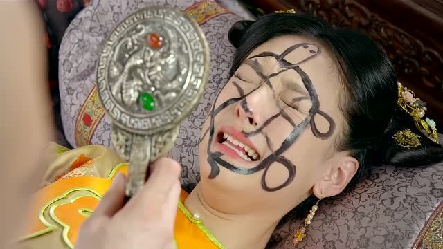 韦小宝竟在姑娘脸上画乌龟,一点都不知道怜香惜玉,令人唏嘘!