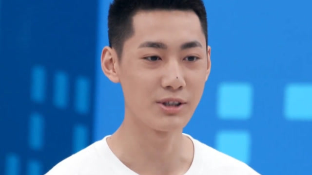 王佳一堪称最稳定射手篮板青春三分代言人非他莫属