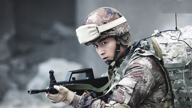 《陆战之王》陈晓上演兵王养成之路!古装美男成功转型为硬汉小生