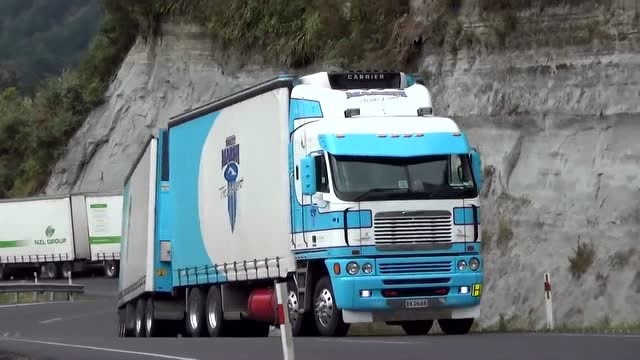 新西兰长头卡车图片