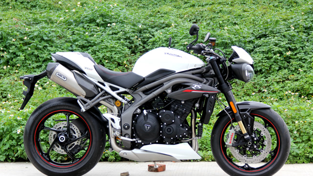 骏联车行2018年凯旋大青蛙1050rs 准新车