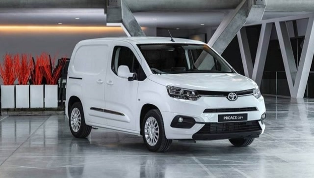 丰田7座"小面包"亮相,油耗5.1l仅10w,网友:五菱宏光买早了!