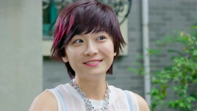 叶依婷出卖自己的姐姐,对总裁姐夫大献殷勤,却被男友撞正着!