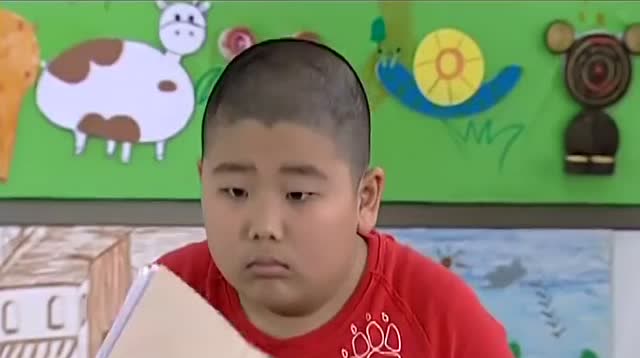 巴拉拉小魔仙石小龙被老师责骂美琪嘲笑结果自己的作业空白