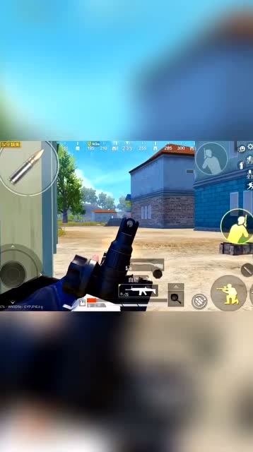 和平精英:苏晗开麦和小姐姐交流,没想到对方竟是这样的表现!