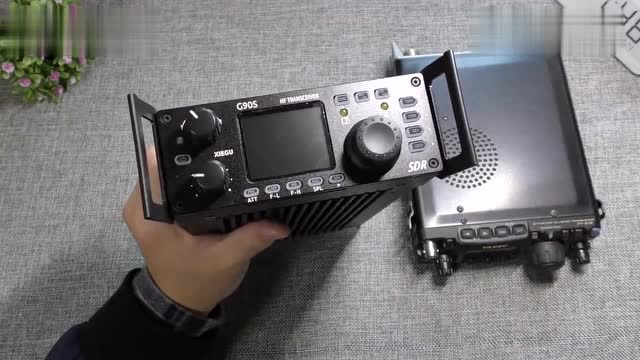协谷g90s短波电台开箱,国产精品sdr短波机,带核准码还能验机