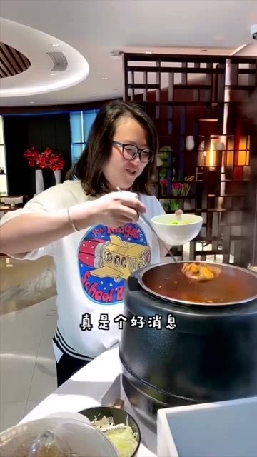 大胃王浪胃仙:半个小时的自助餐,只有浪老师不会亏本!