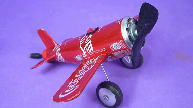 易拉罐制作飞机教程图片