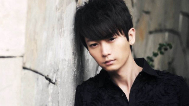 东来东往《别说我的眼泪你无所谓》,回味经典,情歌入心入肺!