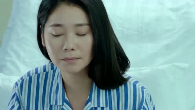 严厉妈妈一改常态,不再逼着尹柯学习还放他出去玩,尹柯乐了