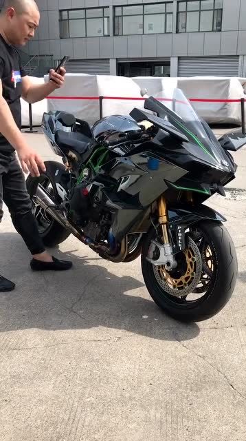 机车评测川崎h2r骑士,这样的场面,还是第一次见!
