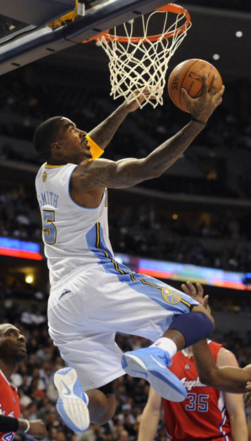 当年的十佳球榜首!jr史密斯的这个扣篮什么水平?