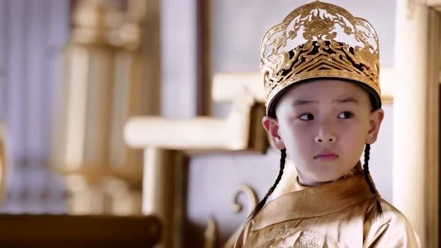 《燕云台》小皇帝看到韩德让走来,露出了得意的笑容!