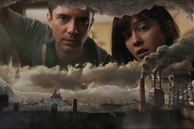 《爱,死亡和机器人》:冰箱里的微型文明,到底揭示了什么?