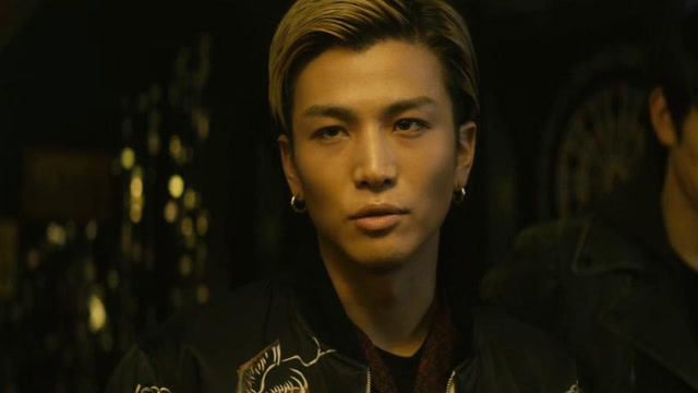 热血街区:rocky为了sword安危,选择一人服赴战,却被街区抛弃