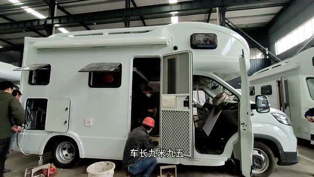 大毛v90c型房车即将完工,先看尾置厨卫v90b型房车