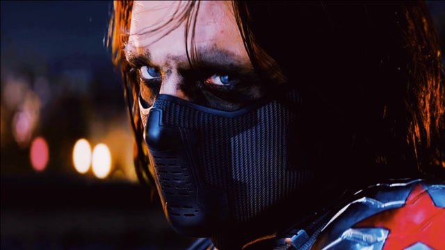 冬兵巴基的这个回眸特写,瞬间圈粉无数