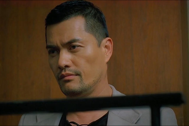 吕良伟演活渣哥,在法庭上还是那么拽,太经典了!