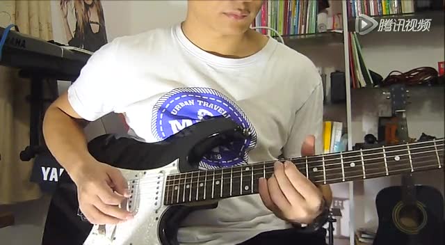 恩平李小凡 红豆> 电吉他演奏