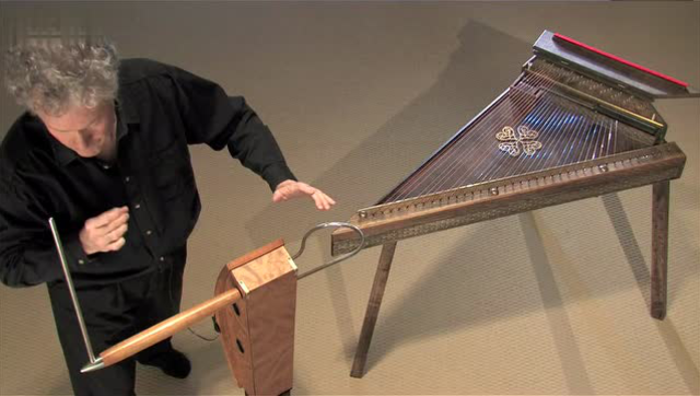 康特勒 特雷门琴演奏