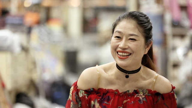 河南辣妈5年施粥5万多碗 曾被当骗子遭驱赶