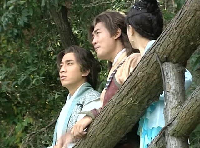 大唐双龙传:秀宁和柴绍在湖中泛舟,寇仲在岸上看着快急死了