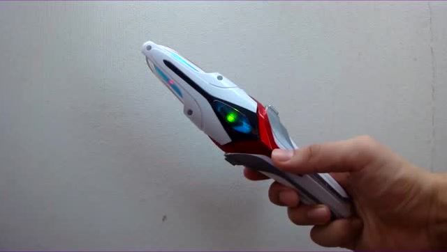 《奈克赛斯奥特曼》变身器实物展示!