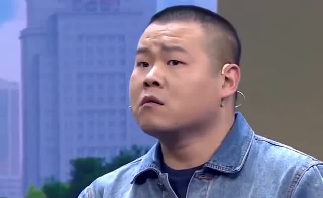 岳云鹏跨界小品《因为爱情》搞笑上演,你追还是我追啊